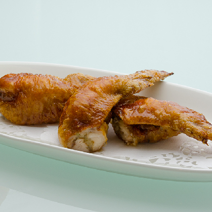 Chicken wing with goose liver sticky rice stuffing